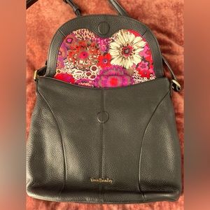 Vera Bradley black pebble purse. Like new, gold hardware, gorgeous floral inside